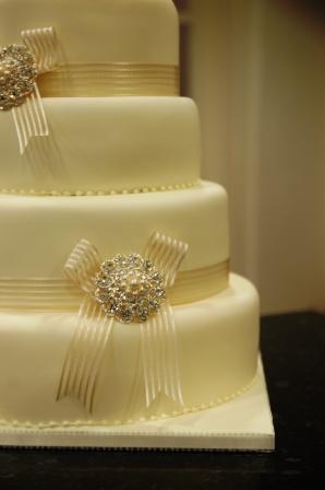 4 Tier Classic Cream Wedding Cake